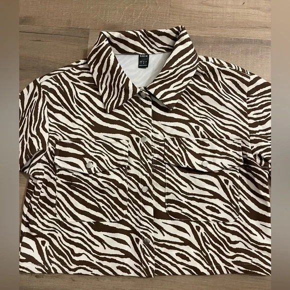 Zebra Crop Jacket - Picture 8 of 10